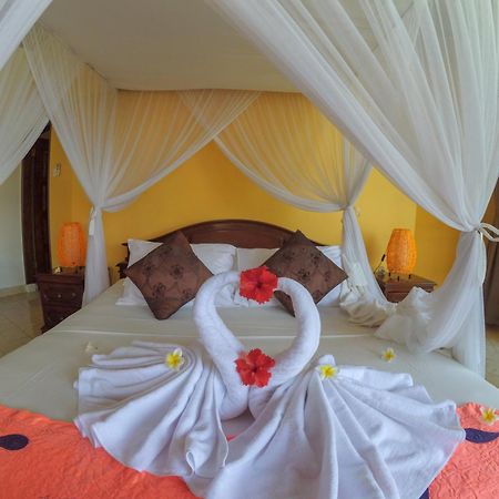 Ocean Beachfront Villa Dini Banjar  Экстерьер фото