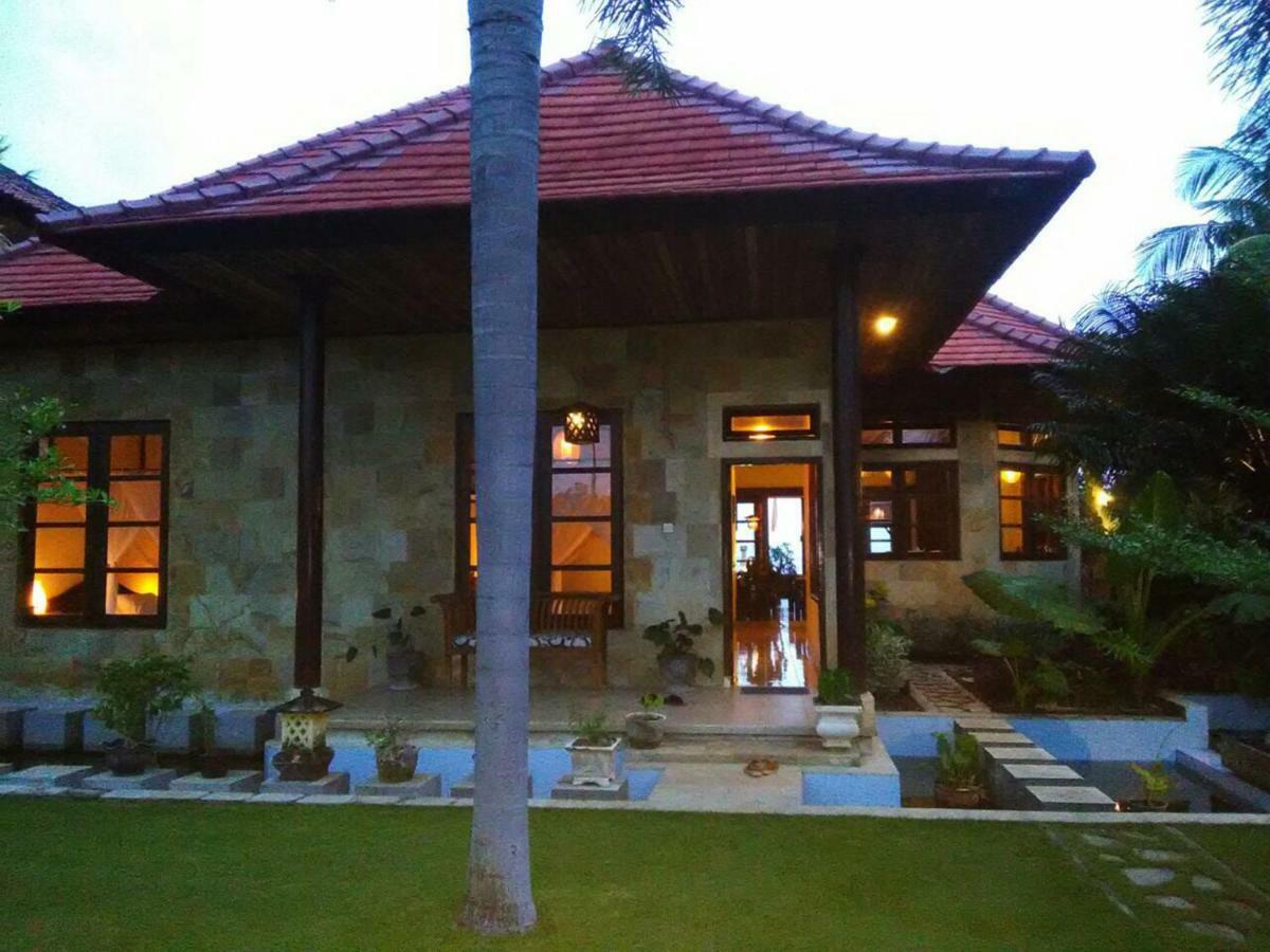 Ocean Beachfront Villa Dini Banjar  Экстерьер фото