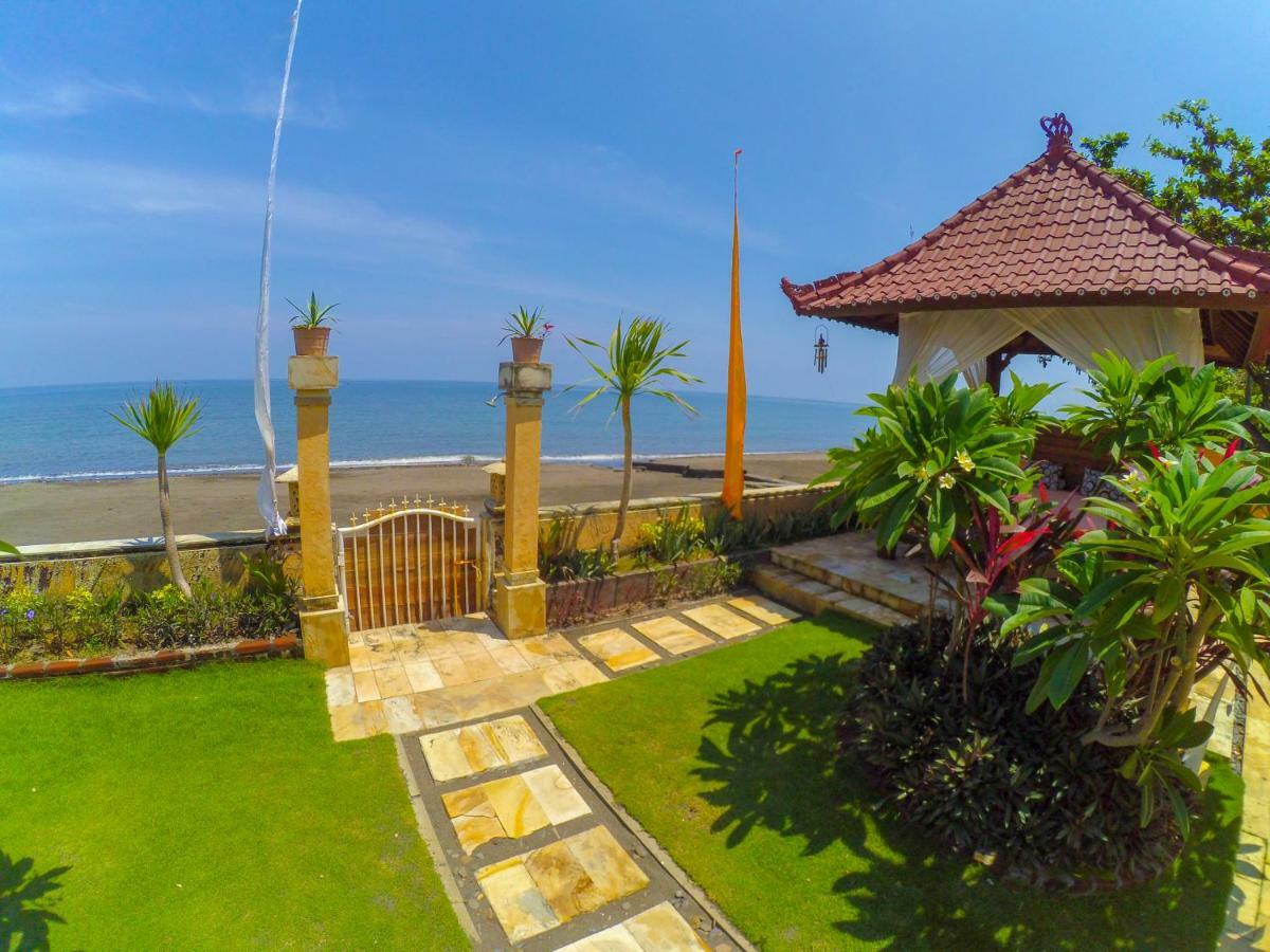 Ocean Beachfront Villa Dini Banjar  Экстерьер фото