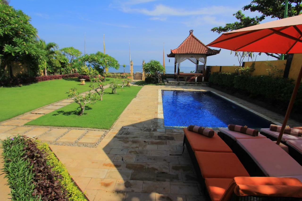 Ocean Beachfront Villa Dini Banjar  Экстерьер фото