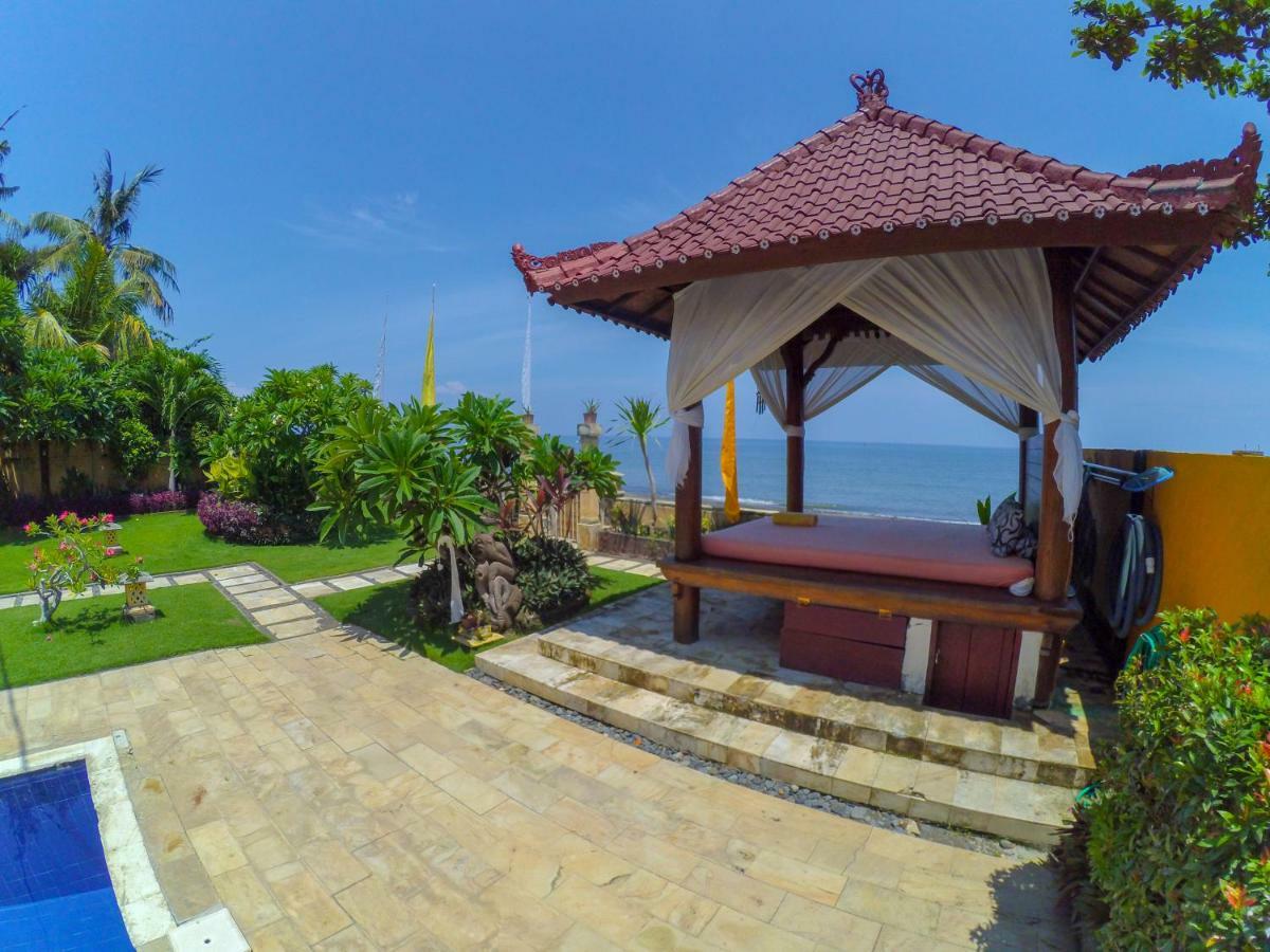 Ocean Beachfront Villa Dini Banjar  Экстерьер фото