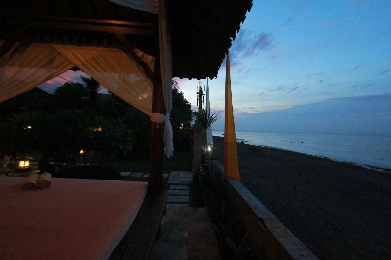 Ocean Beachfront Villa Dini Banjar  Экстерьер фото