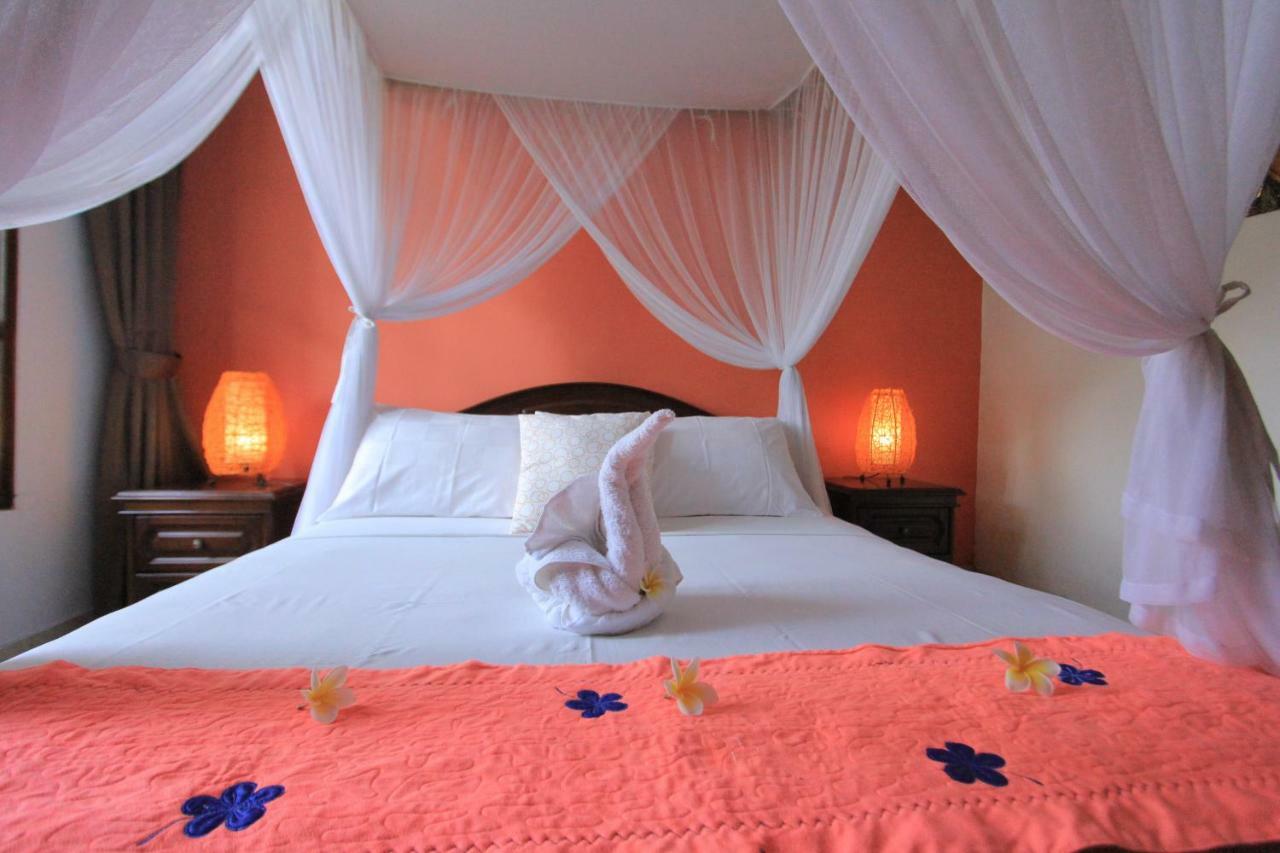 Ocean Beachfront Villa Dini Banjar  Экстерьер фото